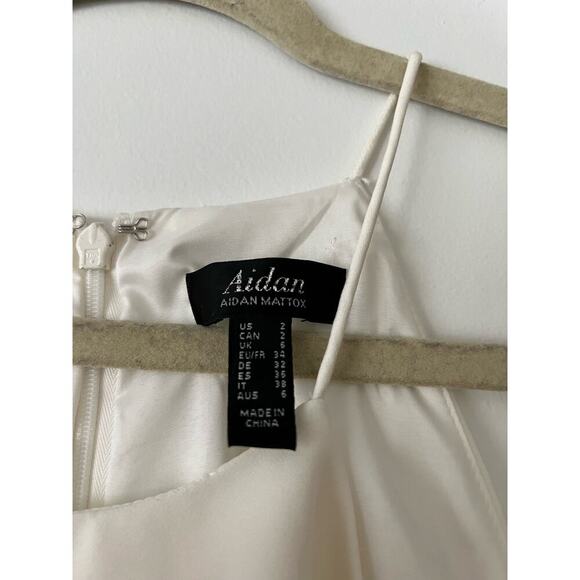 Aidan Mattox White Sleeveless Fringe Trim Dress Sz 2 - Picture 4 of 6